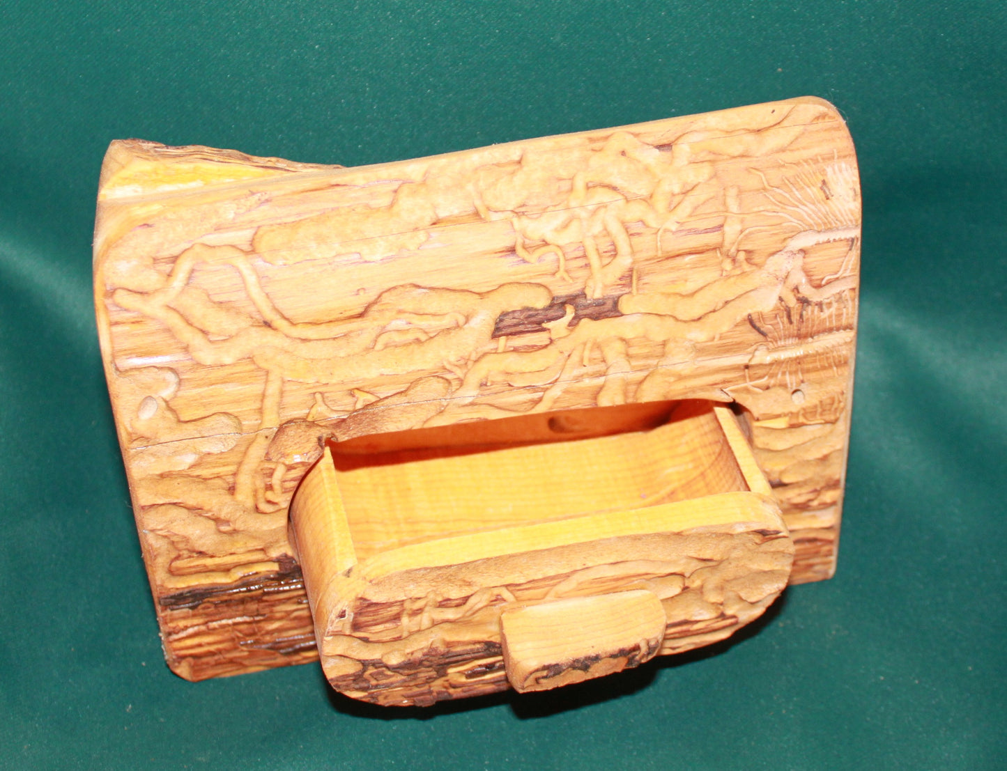 Juniper Bandsaw Box