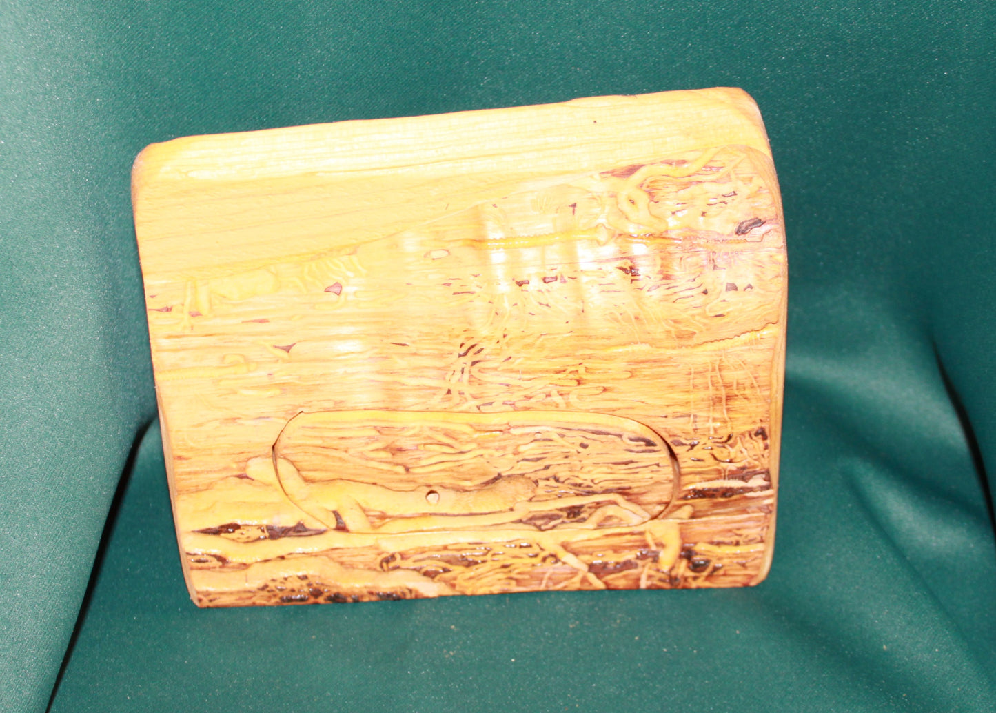 Juniper Bandsaw Box
