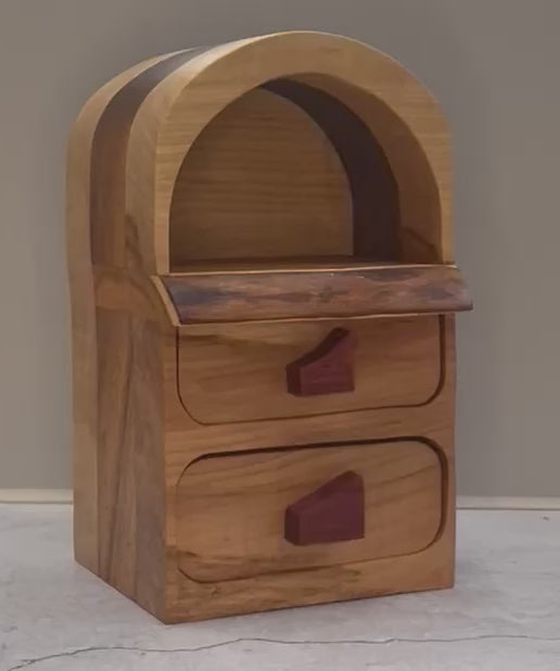 Live Edge Jewelry/Gemstone Box (medium)